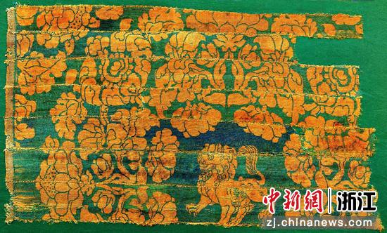 宝花立狮纹锦·唐。中国丝绸博物馆供图