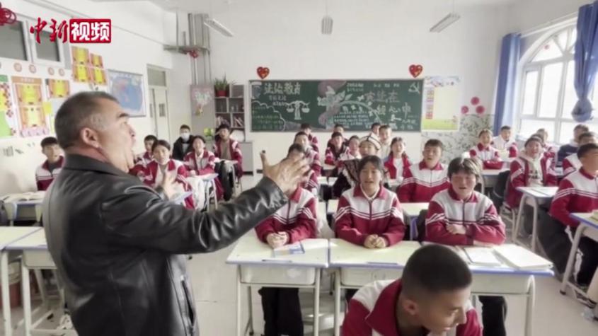 【人權行動看中國】新疆校園里的《瑪納斯》小歌者