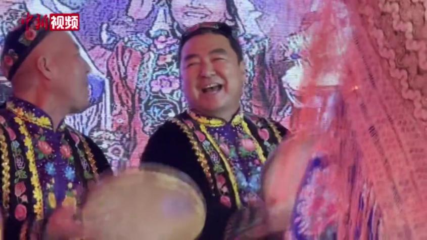 【人權行動看中國】新疆哈密闊克麥西熱甫：迎接春天的歌舞聚會