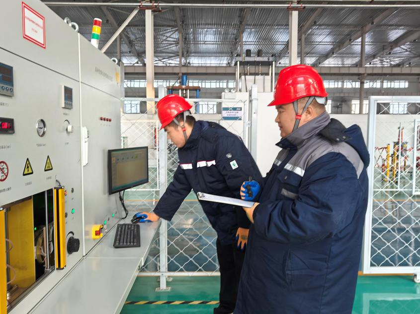 新疆首个高压电力电子实验室投入使用