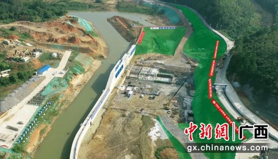 新建蟠龙大坝施工现场。广西玉林市自然资源局 供图