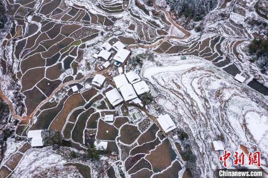 1月23日，在贵州省从江县丙妹镇大塘村拍摄的雪景。吴德军 摄