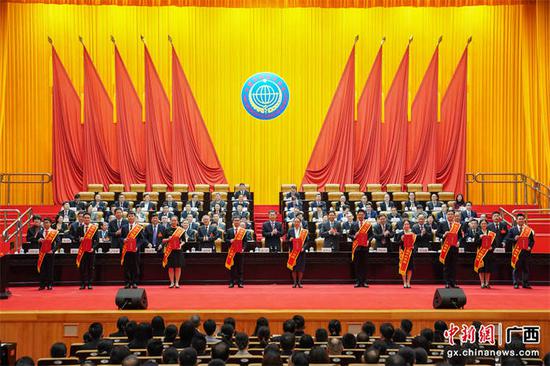 广西科协第九次代表大会在南宁举行