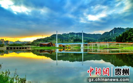 习水县东风湖湿地公园。习水县融媒体中心