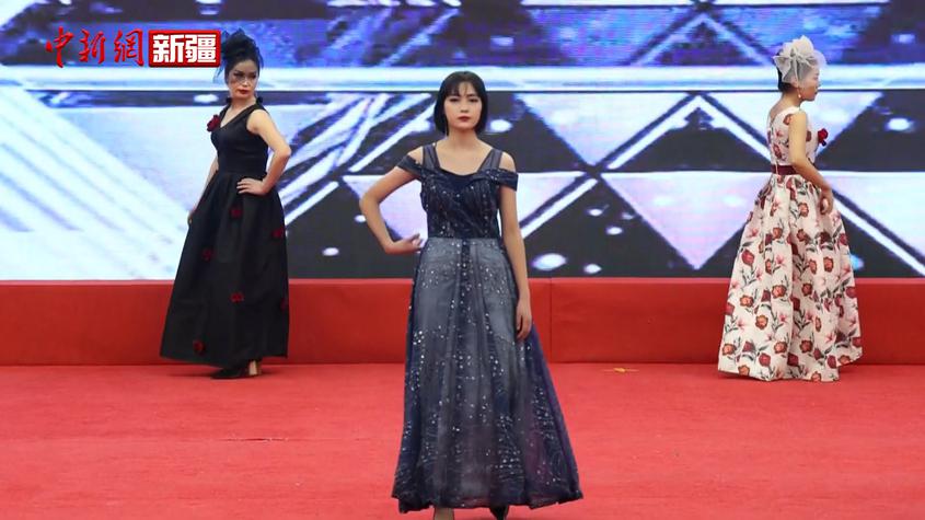 新疆庫車市婦女聯合會舉辦模特大賽