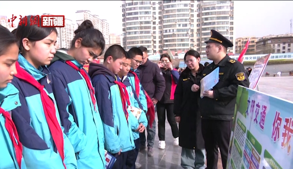 新疆阿克苏市开展“学雷锋·文明实践我行动”活动
