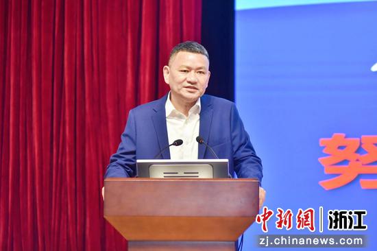 　　图为中国科学院院士、中国科学院杭州医学研究所所长、浙江省肿瘤医院院长谭蔚泓。中国科学院杭州医学研究所供图