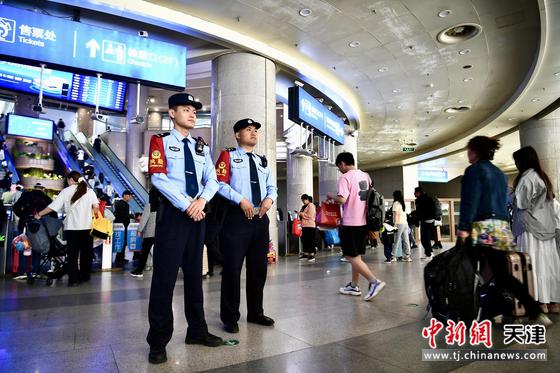 天津铁警“铁鹰”专项行动。 北京铁路公安局天津公安处