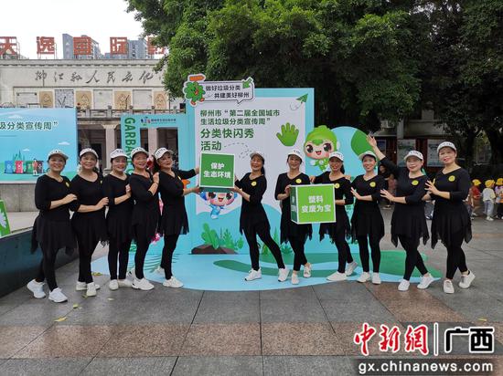 钟修权 摄
