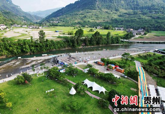 道真:跑步+漂流开启夏季新玩法 道真:跑步+漂流开启夏季新玩法