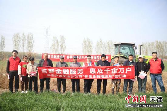 图为乡村宣传现场。(主办方供图) 图为乡村宣传现场。(主办方供图)