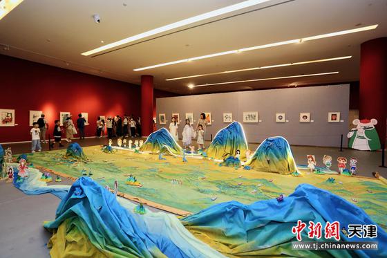 天津：美术馆里过“六一” 感受中国传统文化