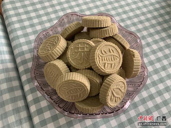 甘玲玲 摄