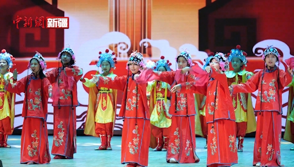 新疆沙雅县举行庆祝“六·一”儿童节“童心向党 逐梦未来”文艺汇演