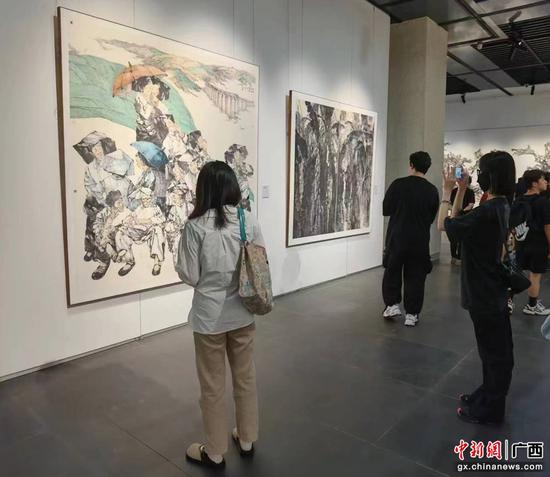 林浩 摄 林浩 摄