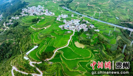 沫阳镇红星村一角 沫阳镇红星村一角
