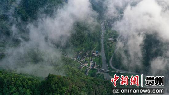 梵净山环线美如画