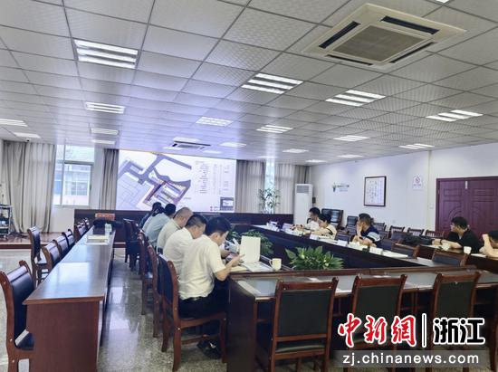 龙游县资规局开展项目设计方案部门联合审查会。陈佳琦 供图