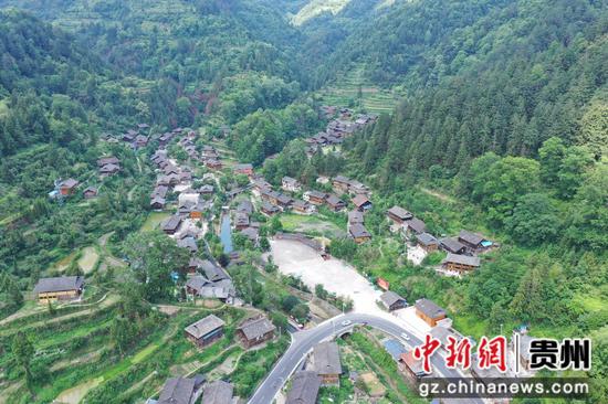 交宫村航拍图。陶国华摄