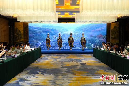 黔台联谊才艺秀环节侗族大歌表演。蒲文思 摄