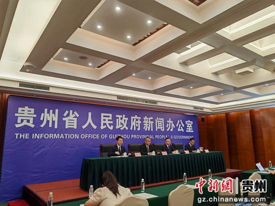 新闻发布会现场。 新闻发布会现场。