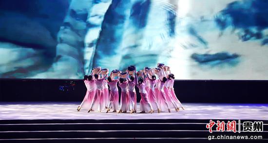 文艺节目表演 文艺节目表演