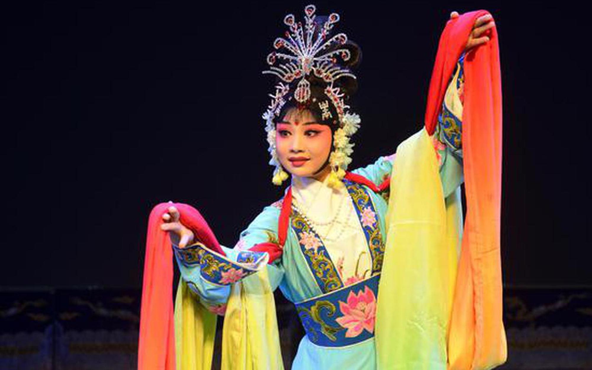 “小梅花”傲群芳 “臺柱子”攬雙獎 “七星”齊閃耀 寧夏秦腔劇院人才輩出滿園香