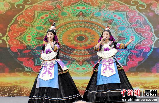 现场文艺展演。杨道军 摄