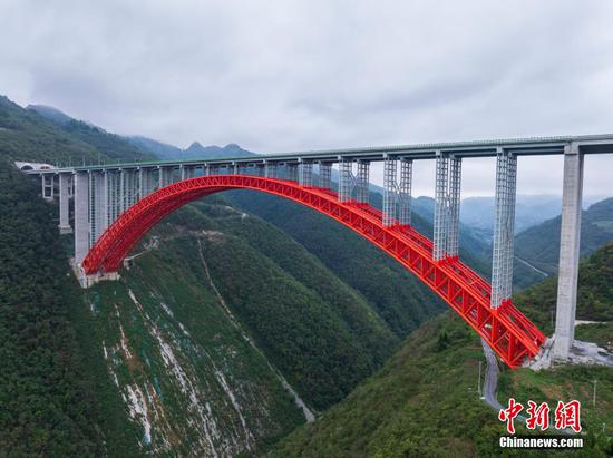 图为10月20日，航拍大发渠特大桥。（无人机照片）