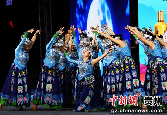 10月19日，第七届茅台王子全国广场舞大赛（贵州站）暨第八届茅台王子贵州省广场舞大赛省决赛比赛现场。