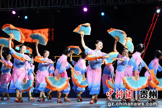 10月19日，第七届茅台王子全国广场舞大赛（贵州站）暨第八届茅台王子贵州省广场舞大赛省决赛比赛现场。