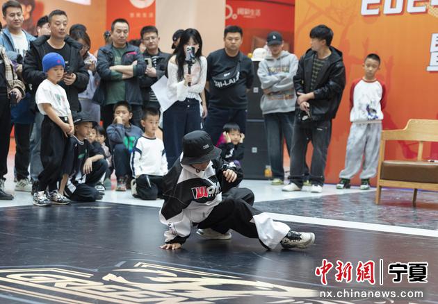 活动现场。中新网记者 杨迪 摄 活动现场。中新网记者 杨迪 摄