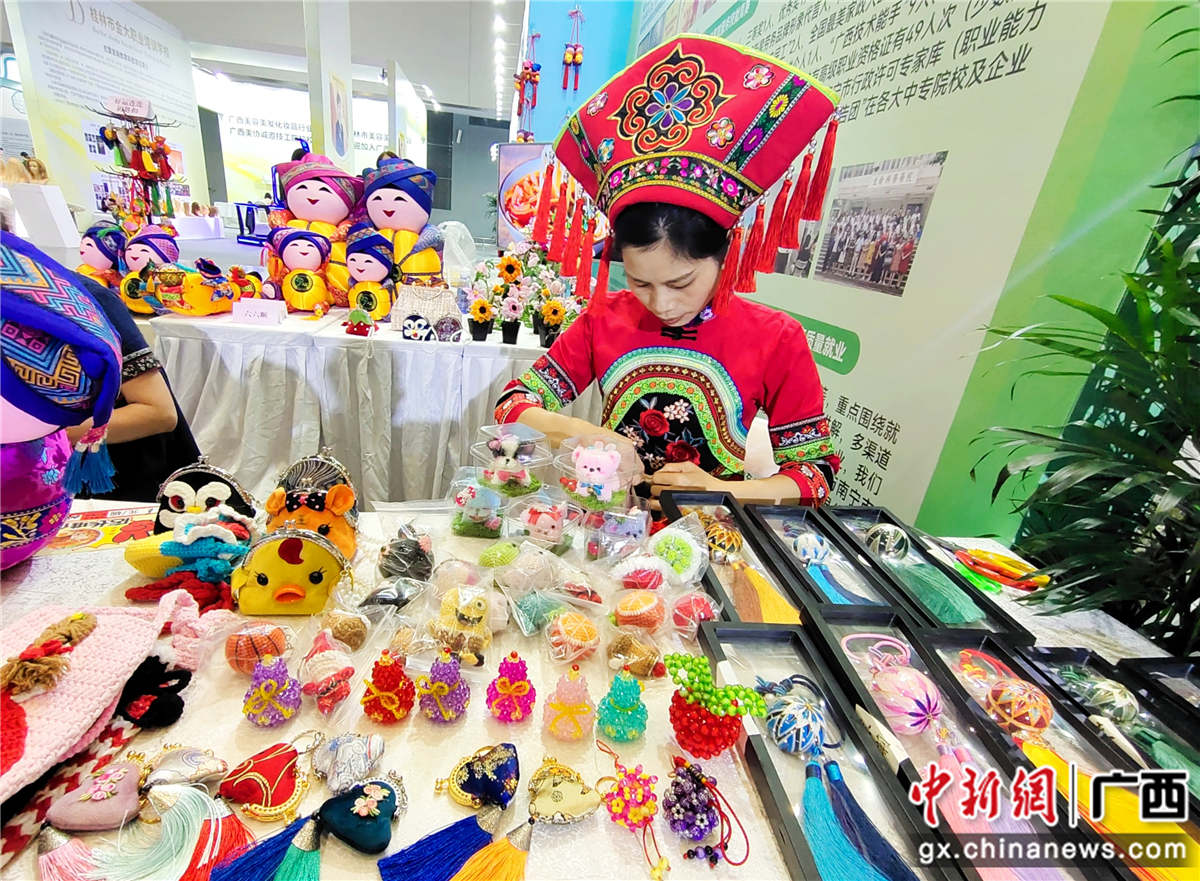 图为活动现场。记者 黄艳梅 摄