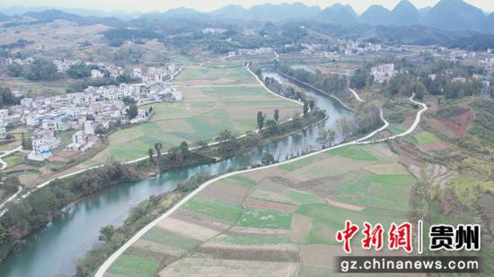 芦山镇渔湾村产业路 芦山镇渔湾村产业路