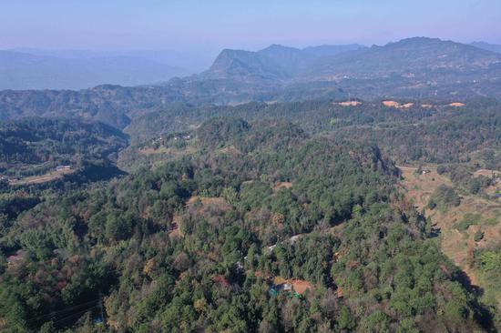 坭坝乡小古池村航拍。(习水融媒供图) 坭坝乡小古池村航拍。(习水融媒供图)