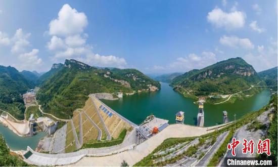 资料图:夹岩水利枢纽。(贵州水投供图) 资料图:夹岩水利枢纽。(贵州水投供图)