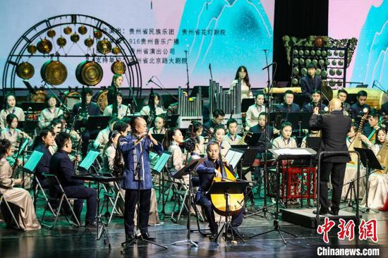图为第五乐章《绿之海》。中新社记者 瞿宏伦 摄 图为第五乐章《绿之海》。中新社记者 瞿宏伦 摄