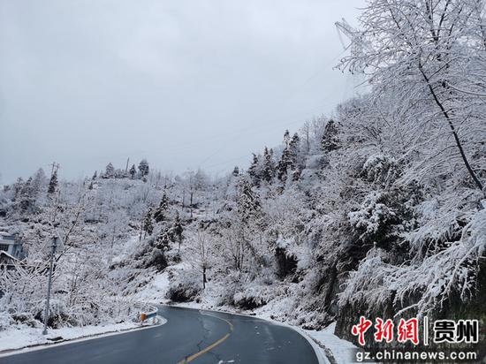 贵州省印江县龙井村。方启云 摄