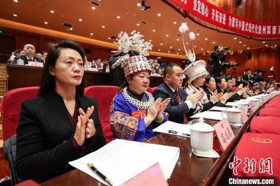 1月19日，贵州省第十四届人民代表大会第三次会议在贵阳开幕。图为开幕式现场。　瞿宏伦 摄