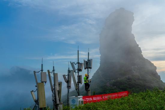 贵州移动在梵净山景区打造5G-A 3CC载波聚合示范区 贵州移动在梵净山景区打造5G-A 3CC载波聚合示范区