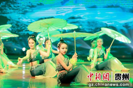 赫章县举办舞蹈专题新春晚会 赫章县举办舞蹈专题新春晚会