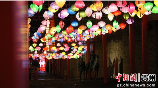 红军街灯展现场。苏梦 摄 红军街灯展现场。苏梦 摄