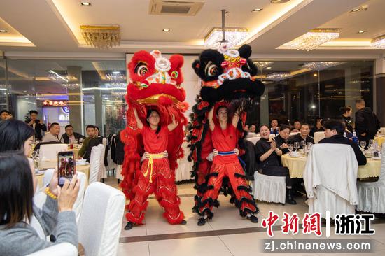 舞狮表演。龙泉市委统战部供图