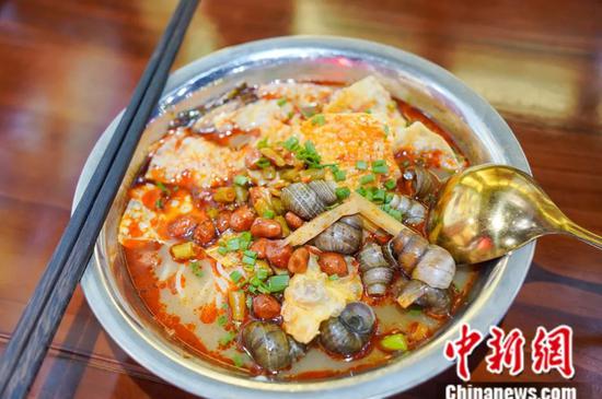 图为螺蛳粉。韦国政 摄