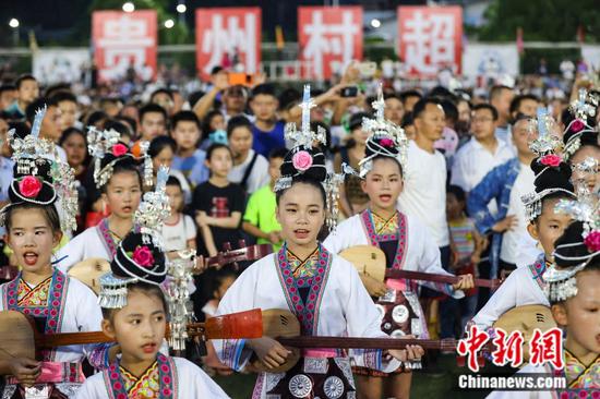 贵州“村超”。中新社记者 瞿宏伦 摄