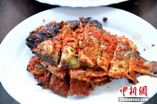 从江腌鱼。吴德军 摄