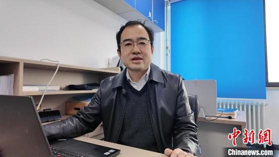 3月2日,全国政协委员、天津农学院教授班立桐在天津接受中新网记者专访。 中新网记者 王君妍 摄 3月2日,全国政协委员、天津农学院教授班立桐在天津接受中新网记者专访。 中新网记者 王君妍 摄