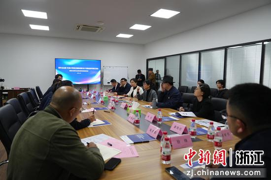 现场交流座谈。主办方 供图