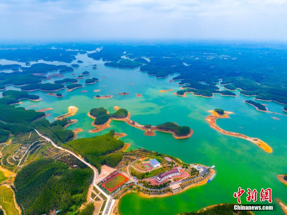 广西北海：生态星岛湖春景美如画