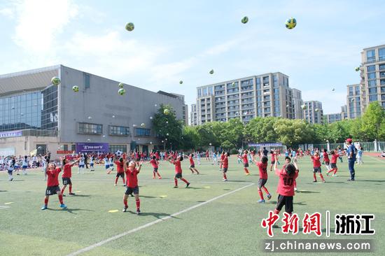 4月26日，活动现场。曹丹 摄